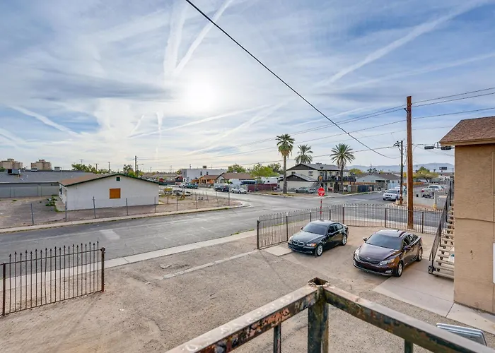 Holiday home 2 Mi To Dtwn & Chase Field: W/ View! *